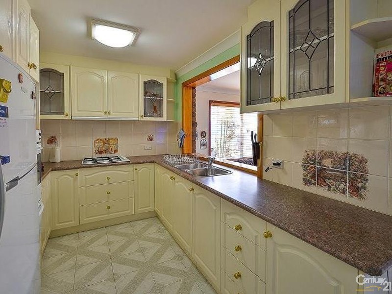 5 Henrietta Drive, Narellan Vale NSW 2567