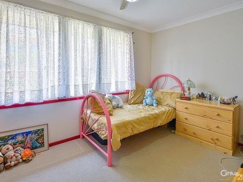 5 Henrietta Drive, Narellan Vale NSW 2567