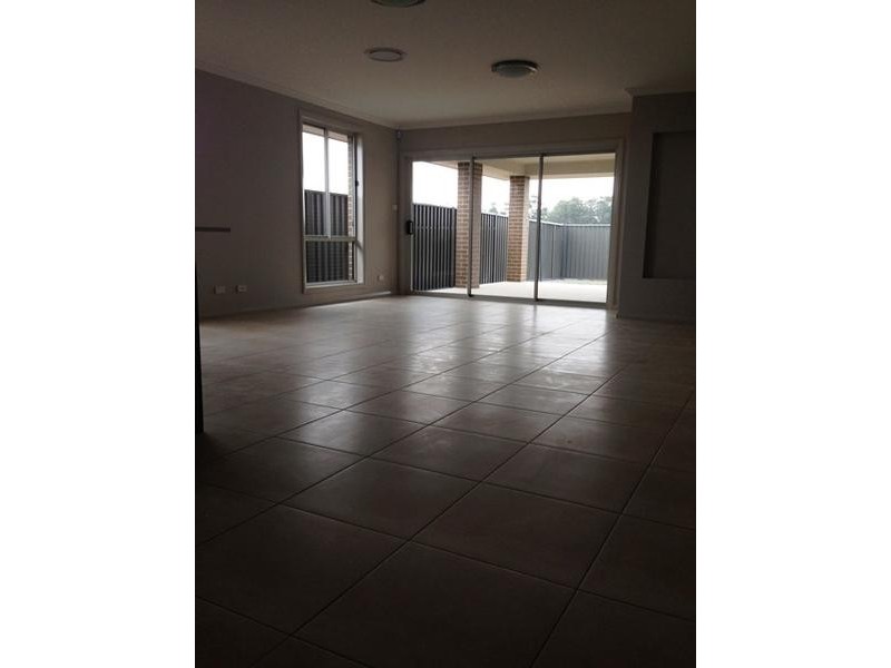 18 Explorer Street, Gregory Hills NSW 2557