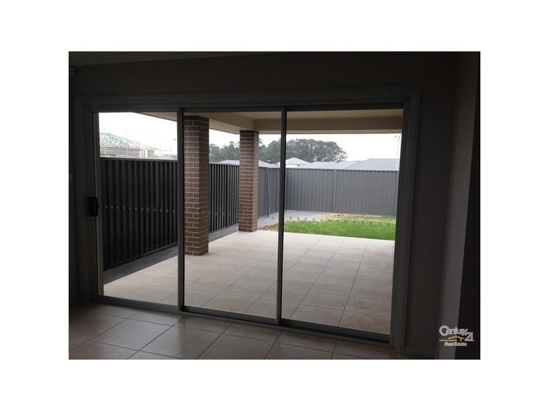 18 Explorer Street, Gregory Hills NSW 2557