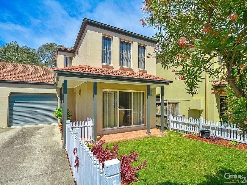 9 Reserve Circuit, Currans Hill NSW 2567