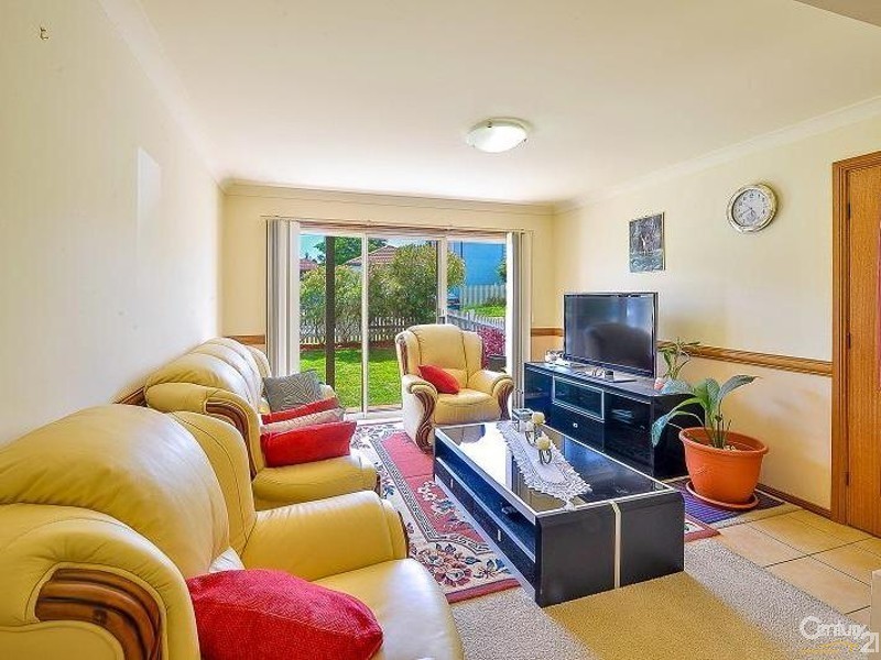 9 Reserve Circuit, Currans Hill NSW 2567