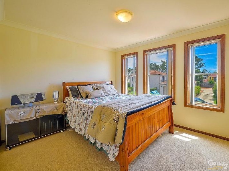9 Reserve Circuit, Currans Hill NSW 2567