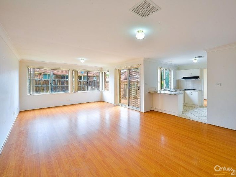 74 Spring Hill Circle, Currans Hill NSW 2567