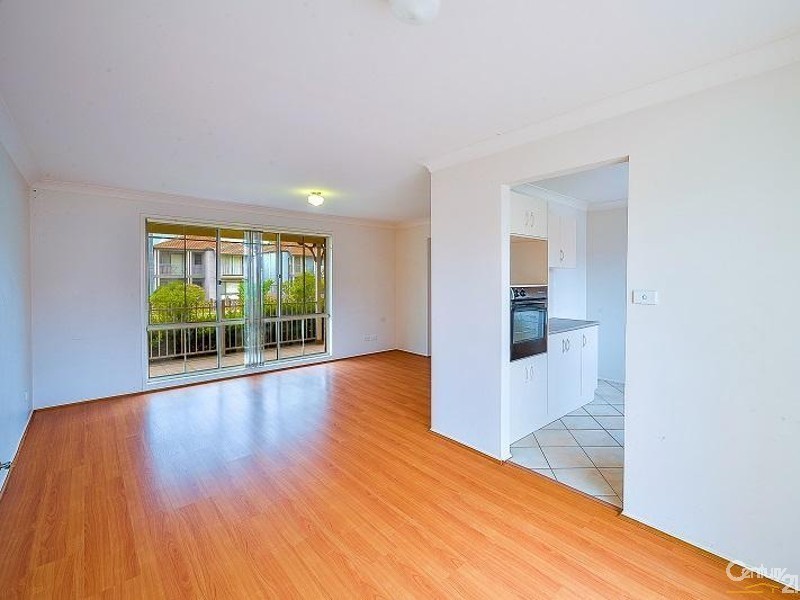 74 Spring Hill Circle, Currans Hill NSW 2567
