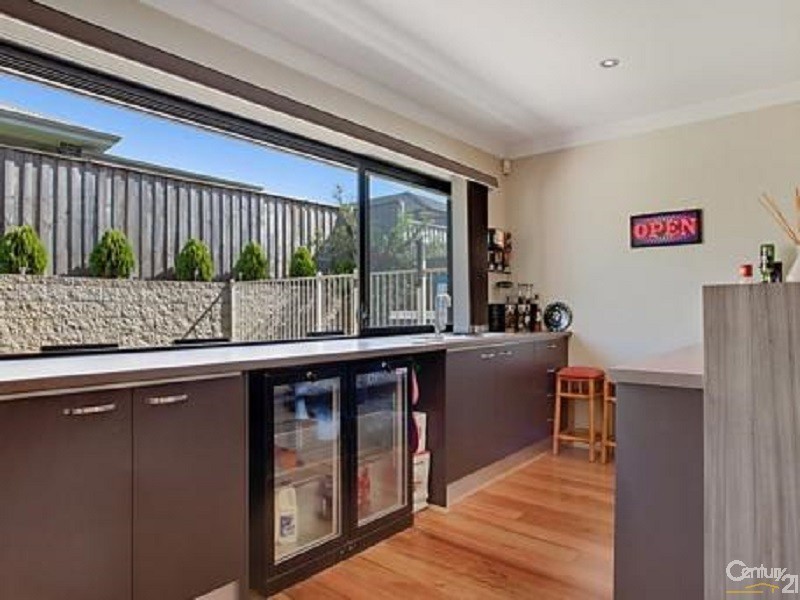 15 Central Avenue, Oran Park NSW 2570