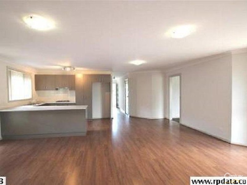 33 Bond Street, Oran Park NSW 2570