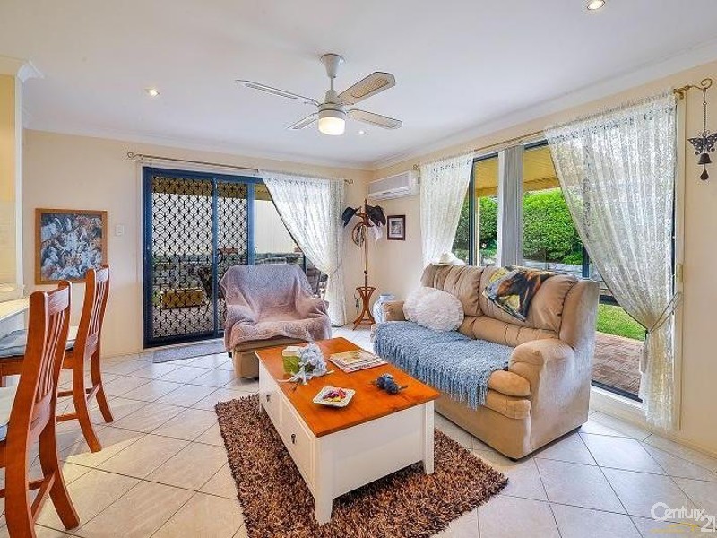 80 Downes Crescent, Currans Hill NSW 2567