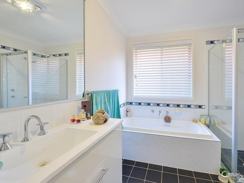 9 Duffy Avenue, Gregory Hills NSW 2557