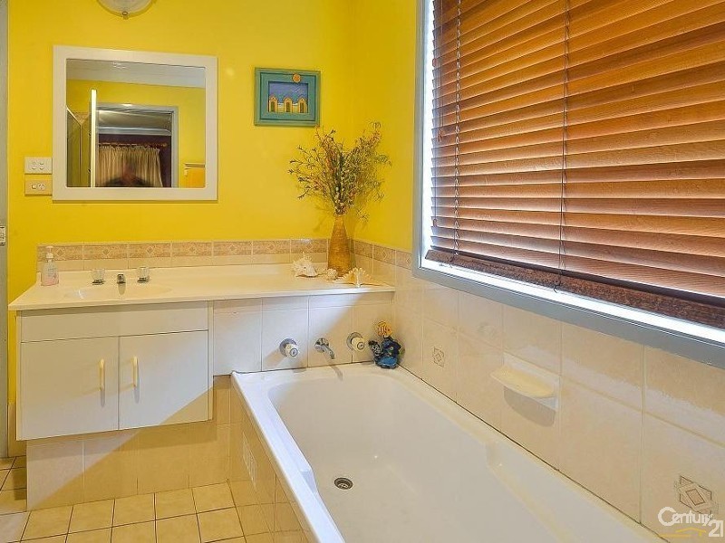 15 Gumbleton Place, Narellan Vale NSW 2567