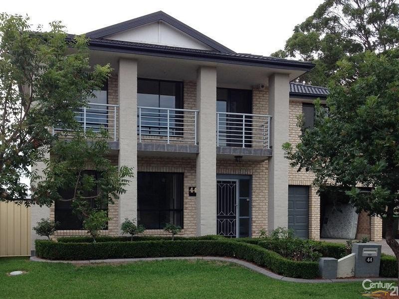 44 Endeavour Circuit, Harrington Park NSW 2567