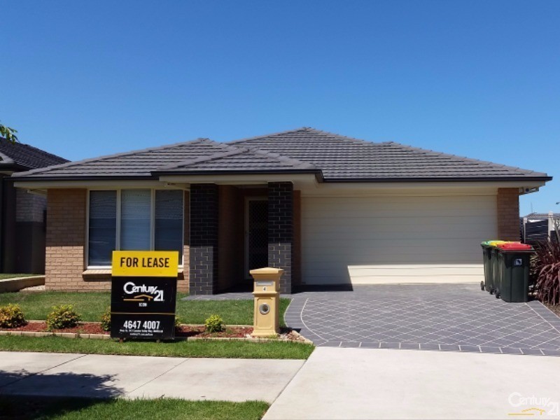 4 Tander Street, Oran Park NSW 2570
