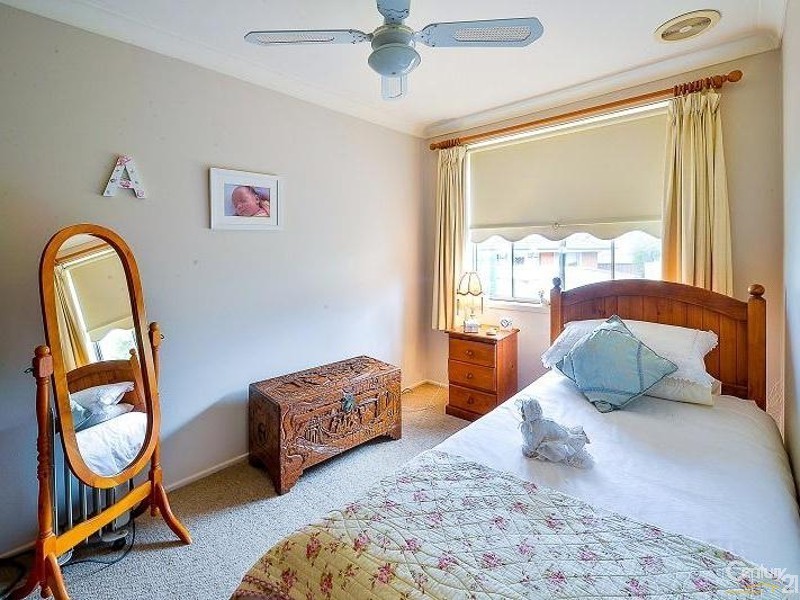 6 Peppin Close, Elderslie NSW 2570