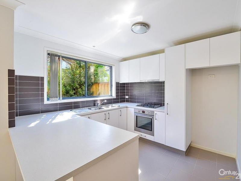 29 Minorca Circuit, Spring Farm NSW 2570