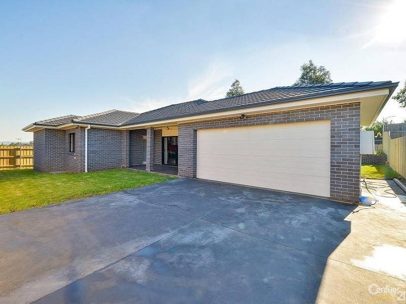 35 Ancona Avenue, Spring Farm NSW 2570