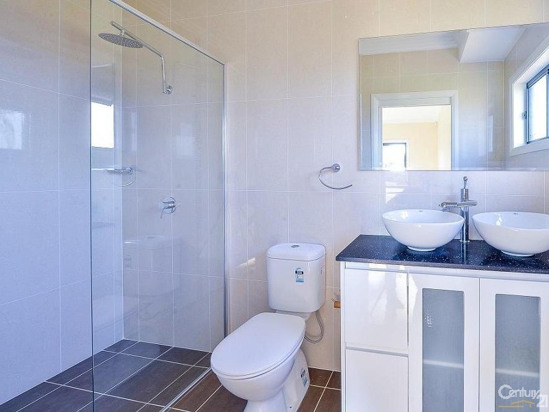 35 Ancona Avenue, Spring Farm NSW 2570