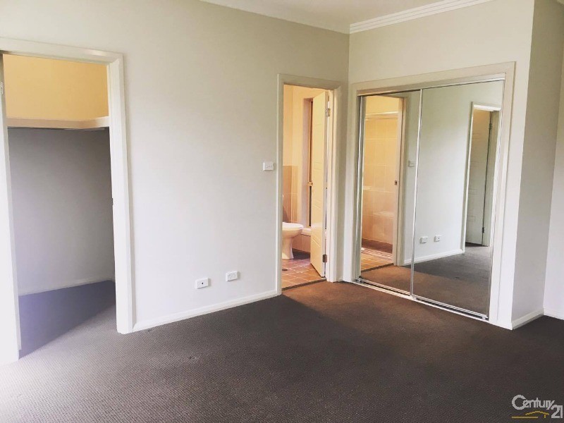 22 Healy Ave, Gregory Hills NSW 2557