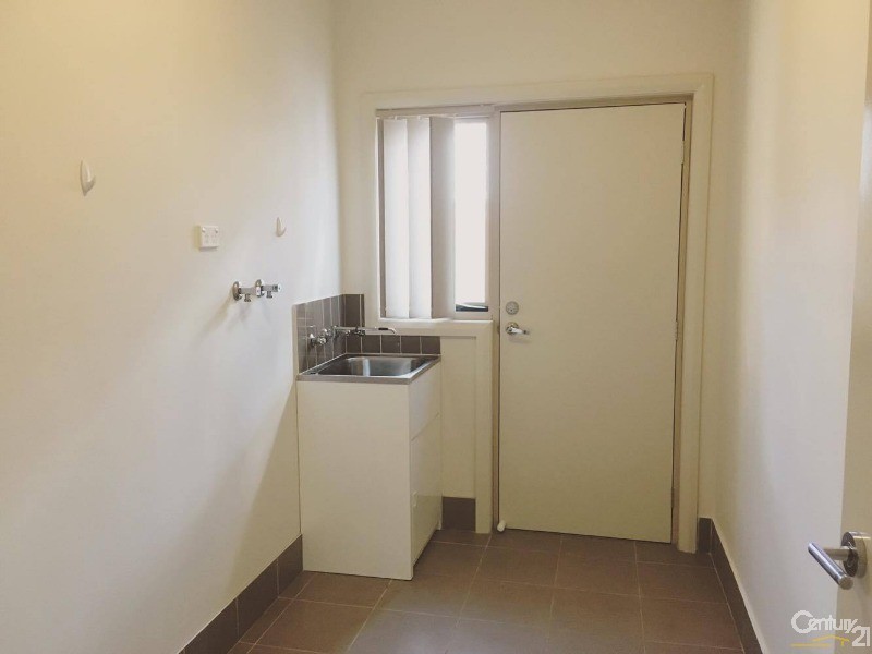 22 Healy Ave, Gregory Hills NSW 2557