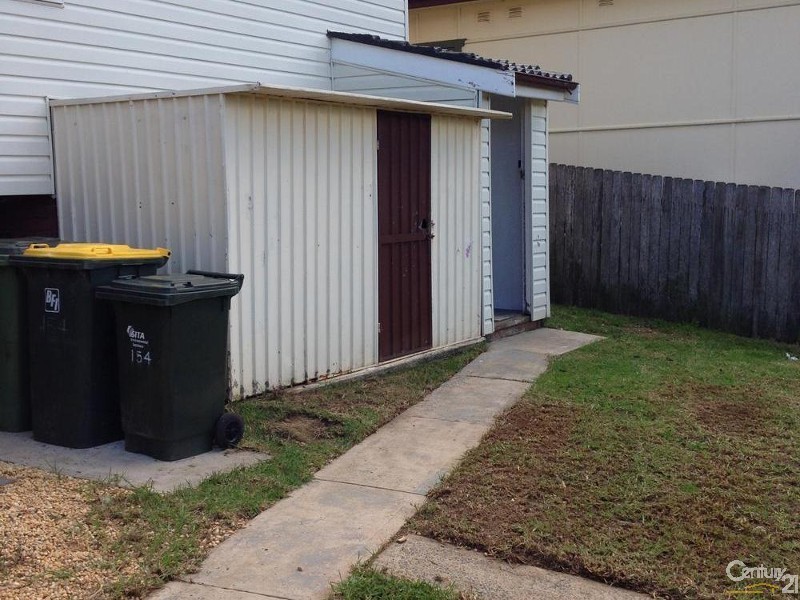 154  Macquarie Avenue, Campbelltown NSW 2560