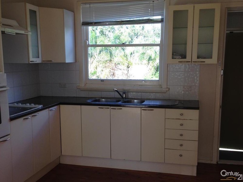 154  Macquarie Avenue, Campbelltown NSW 2560