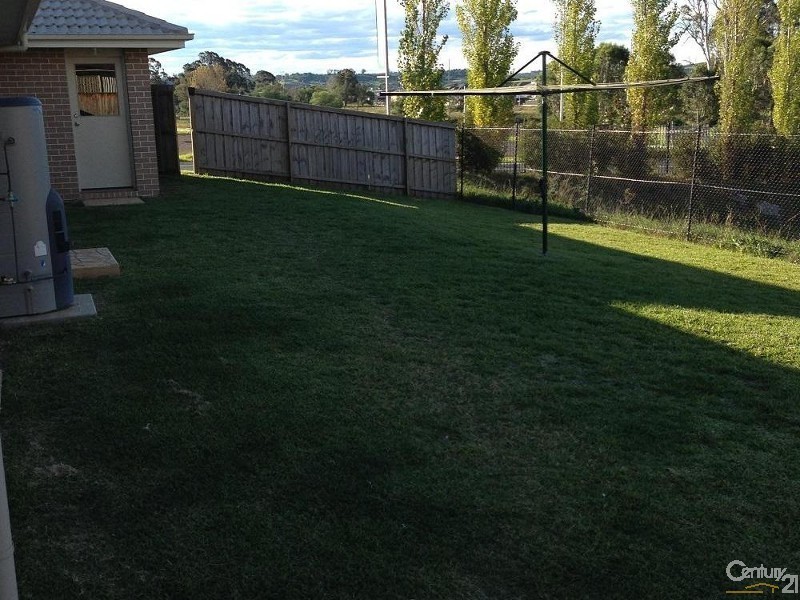 173 Lodges Road, Elderslie NSW 2570