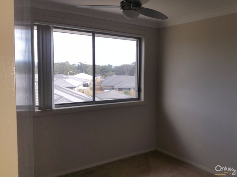 5 Tanner Close, Spring Farm NSW 2570