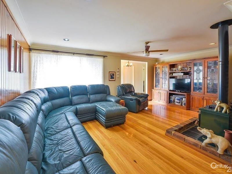 4 Cambridge Place, Narellan NSW 2567