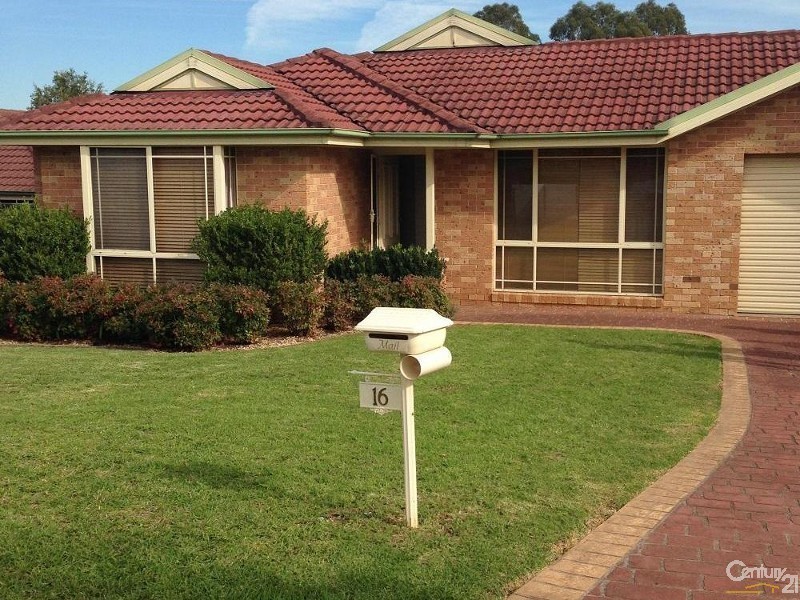 16 Outram Place, Currans Hill NSW 2567