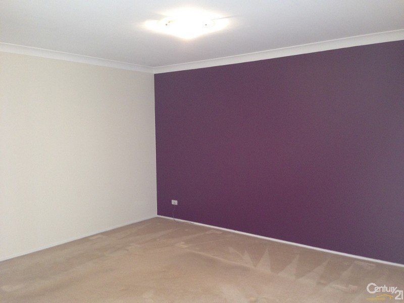 16 Outram Place, Currans Hill NSW 2567