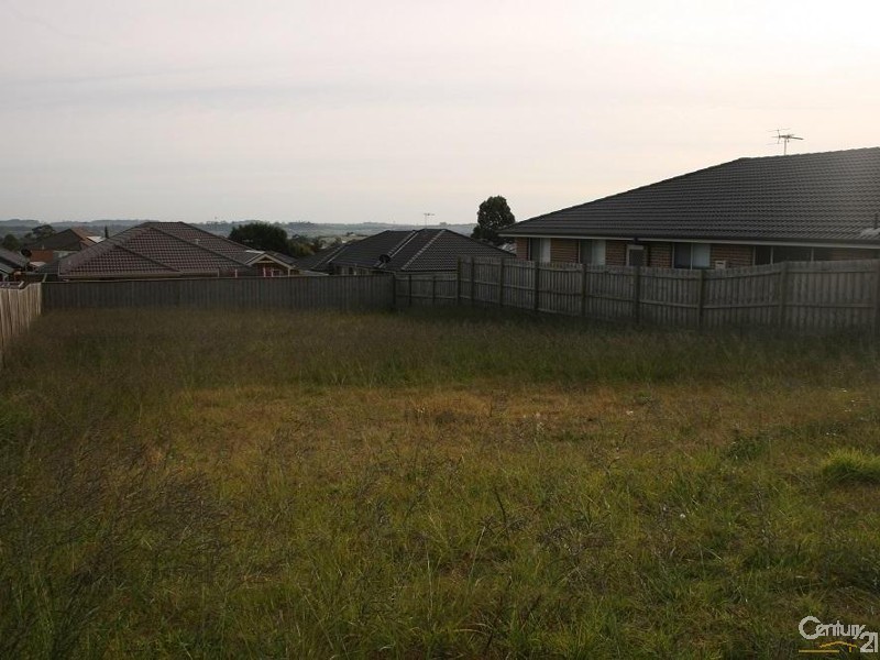 16 Adams Circuit, Elderslie NSW 2570
