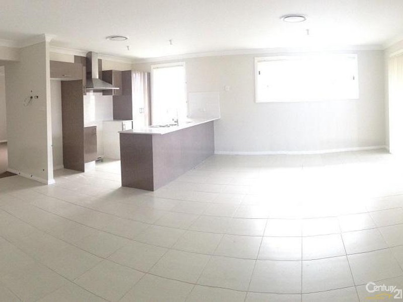 24/ Lot 3103 Plymouth Boulevard, Spring Farm NSW 2570