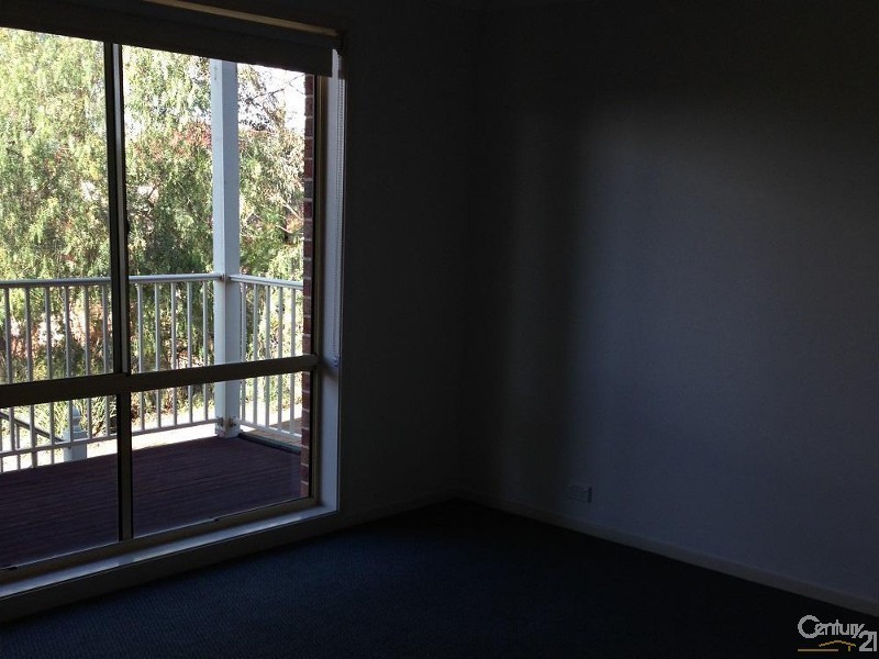 22 Sarah West Place, Mount Annan NSW 2567