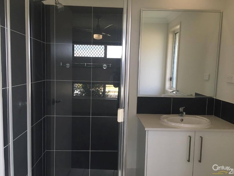 10 Furlong Drive, Currans Hill NSW 2567