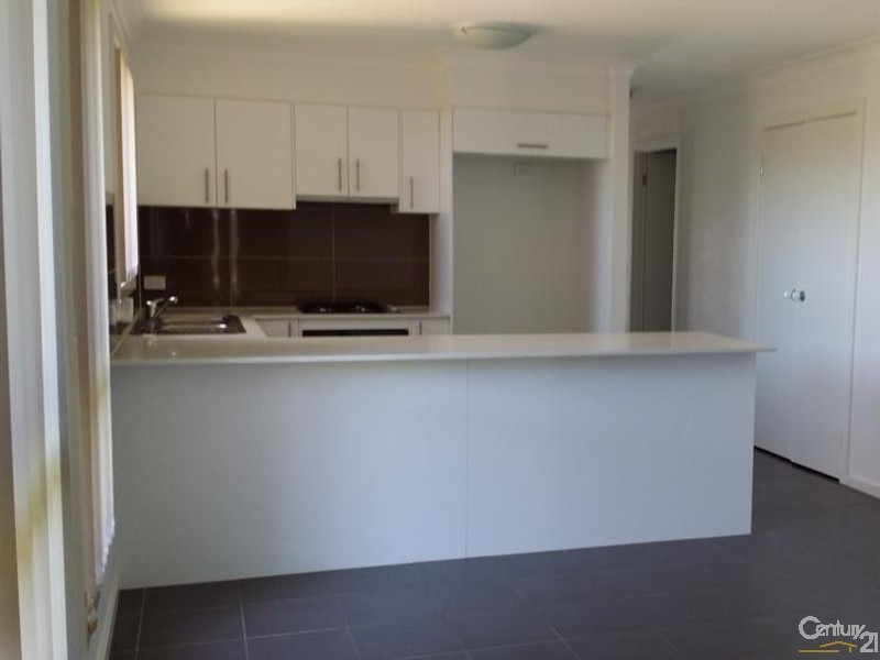 19 Garton Street, Spring Farm NSW 2570