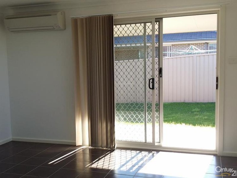 19 Garton Street, Spring Farm NSW 2570