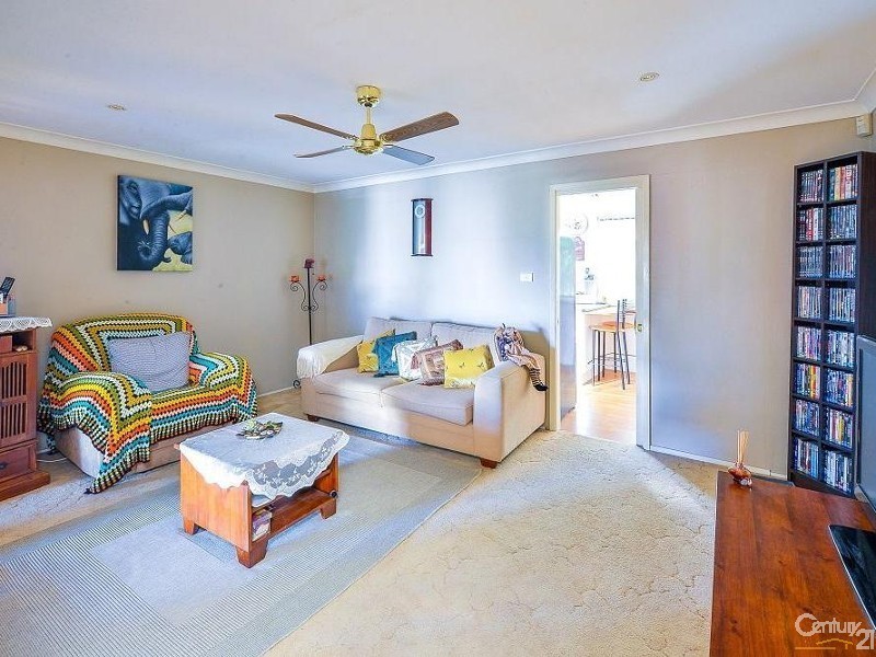 3  Sturt Place, Camden South NSW 2570