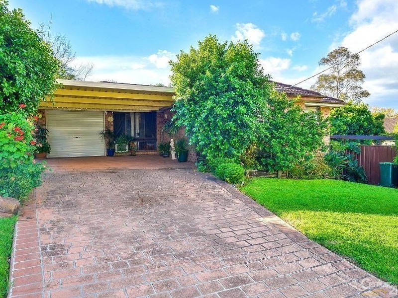 3  Sturt Place, Camden South NSW 2570