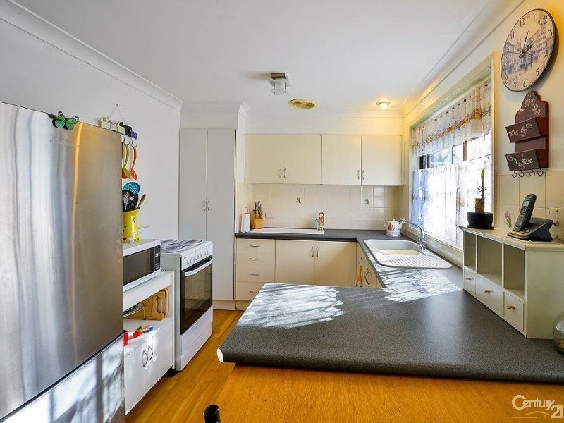 3  Sturt Place, Camden South NSW 2570