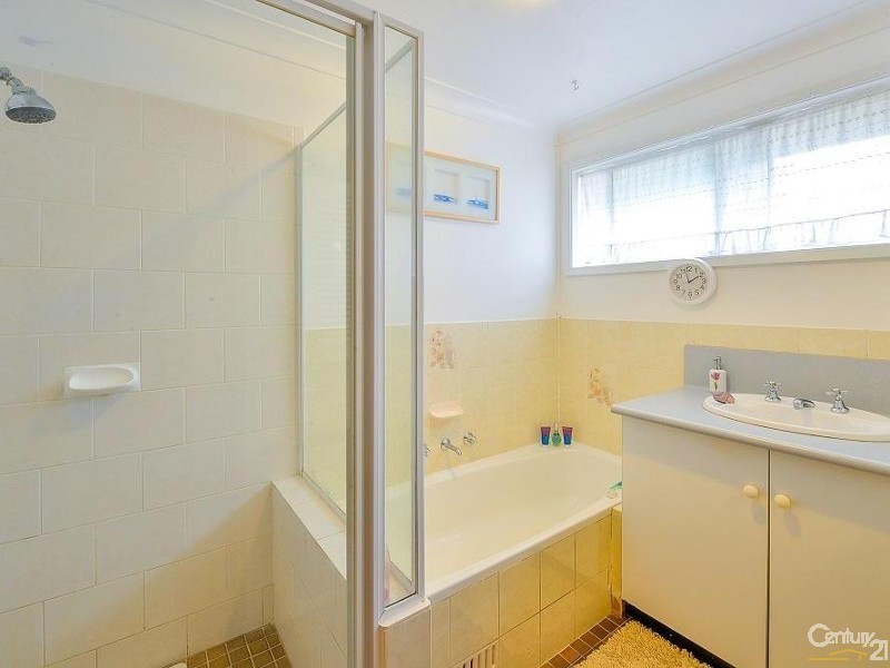 3  Sturt Place, Camden South NSW 2570