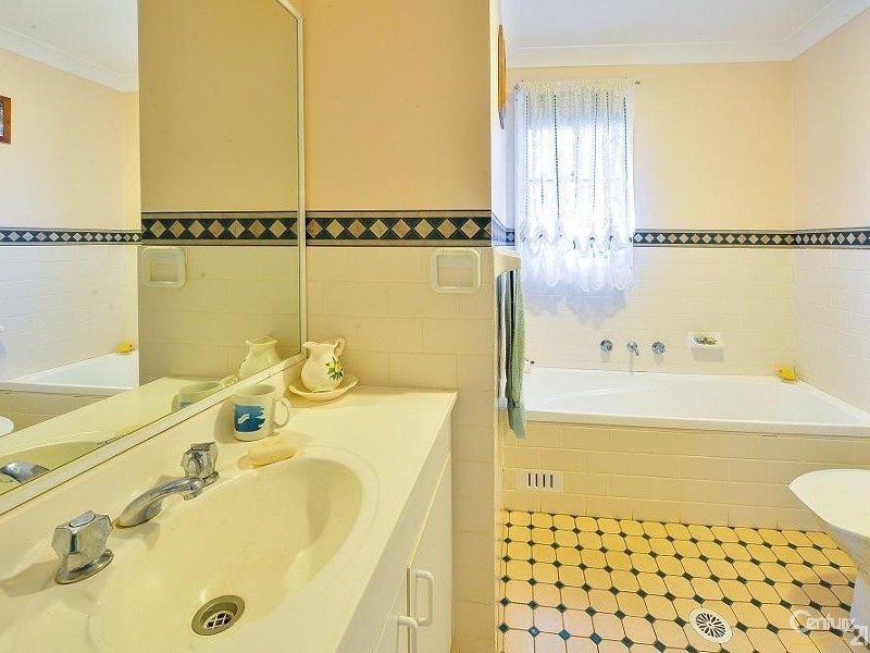 17 Waratah Court, Narellan Vale NSW 2567