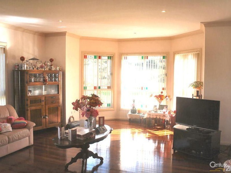 68 Raby Road, Varroville NSW 2566