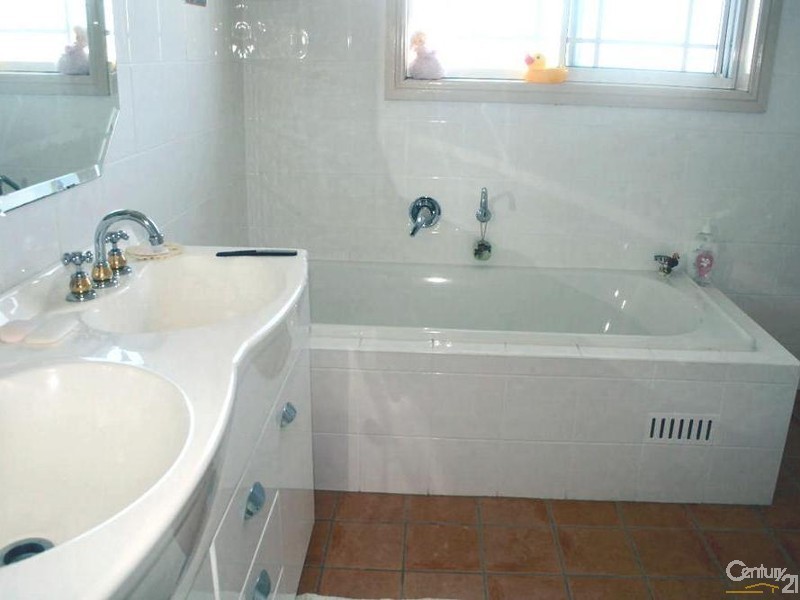 68 Raby Road, Varroville NSW 2566