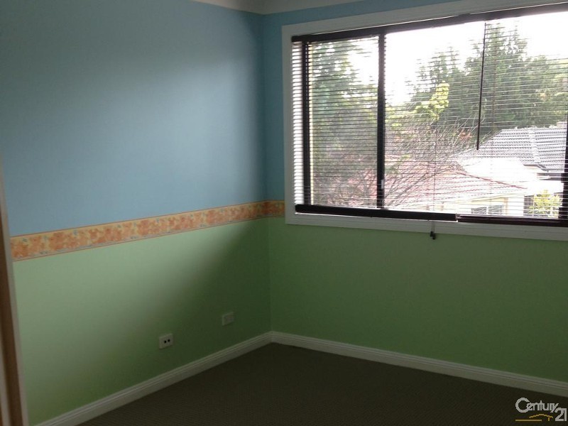 51 William Manix, Currans Hill NSW 2567