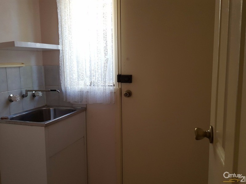 11 Nott Place, Mount Annan NSW 2567