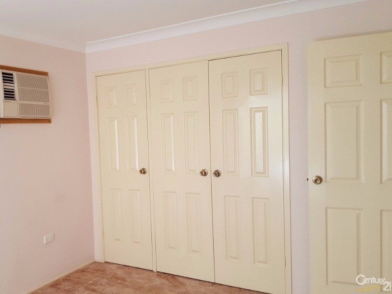 11 Nott Place, Mount Annan NSW 2567