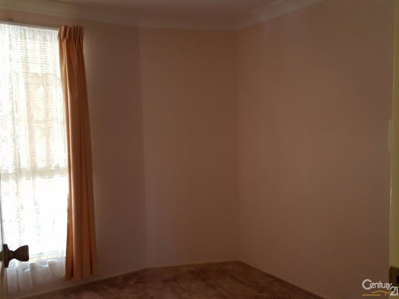 11 Nott Place, Mount Annan NSW 2567