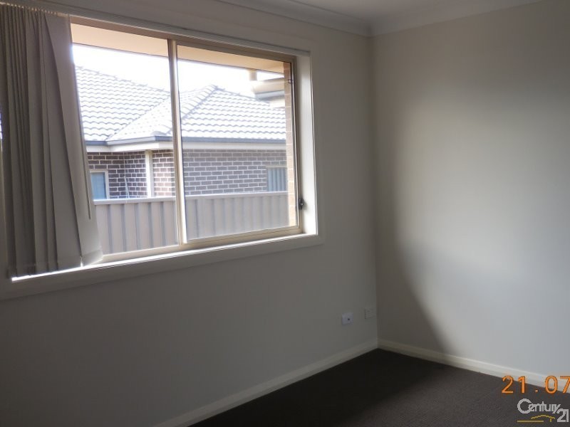 5 Caley Way, Mount Annan NSW 2567