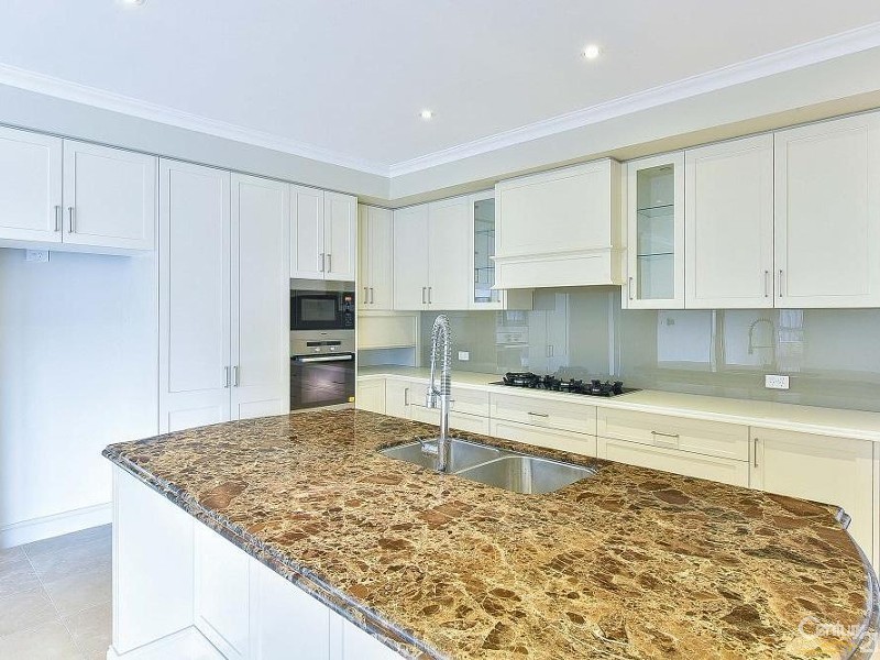 27 Wayman Avenue, Harrington Park NSW 2567