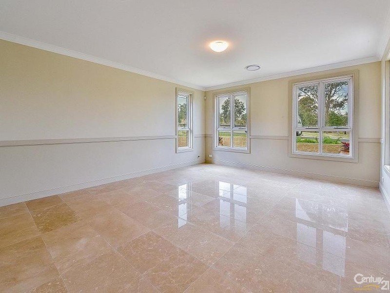 27 Wayman Avenue, Harrington Park NSW 2567