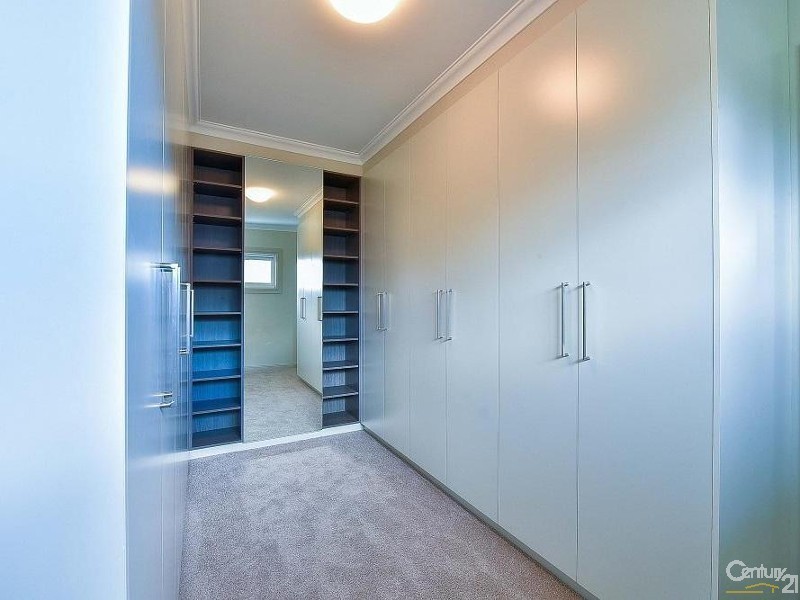 27 Wayman Avenue, Harrington Park NSW 2567